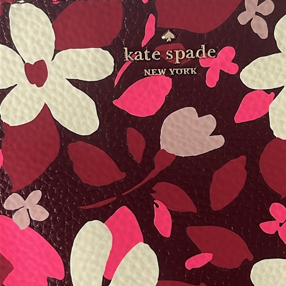 NWOT Kate Spade floral pouch small bag - Picture 3 of 11